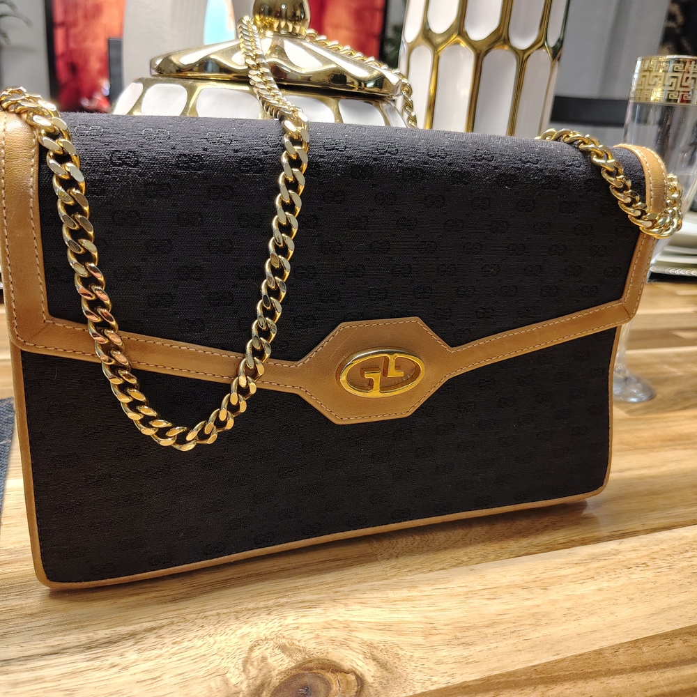 Gucci Black and Tan Shoulder Bag